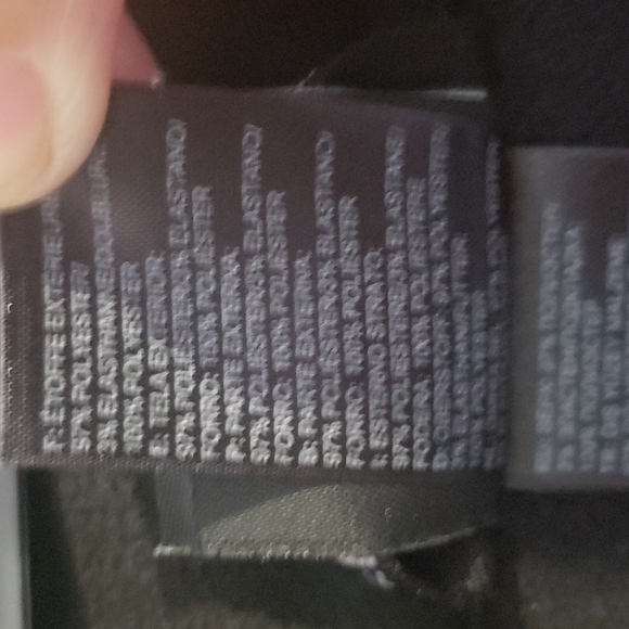 Woman's The North Face Jacket - Picture 7 of 14